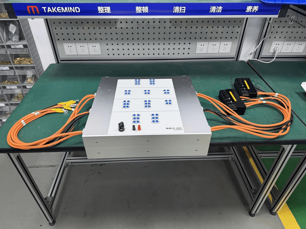 上海夺智定制化-ZCU控制器转接盒100A